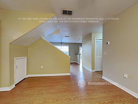 5th image of 7606 Glades Ct
