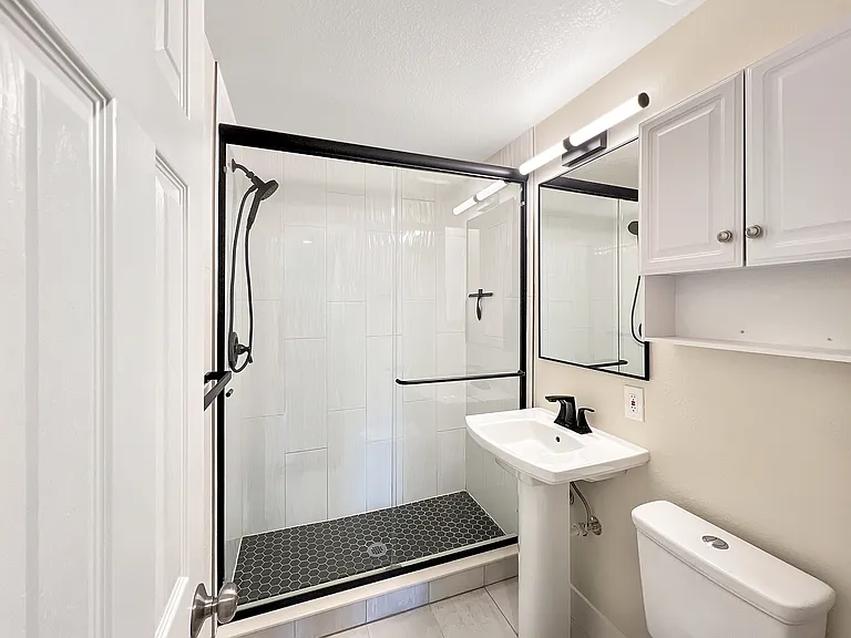 10350 W 13th Ave — Photo 15