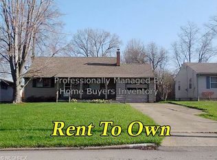 1068 Zander Dr, Youngstown, OH 44511