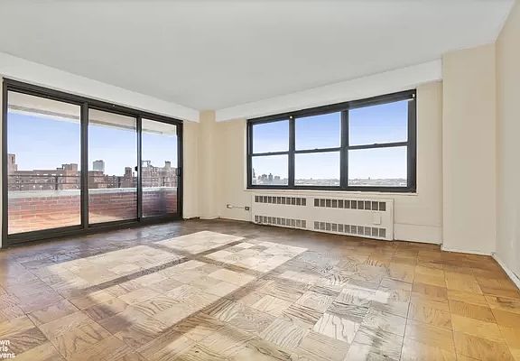 2nd image of 268 E Broadway APT A1007
