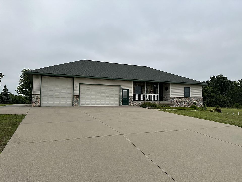 1st image of 21906 Townsview Ln