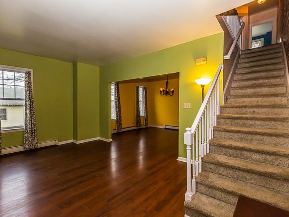 2nd image of 540 Main St