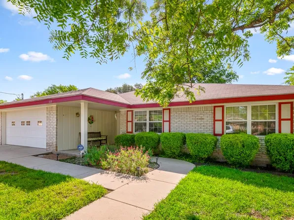 115 Erin Dr, Kerrville, TX 78028