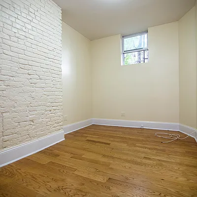 Rented by Nooklyn NYC LLC | media 20