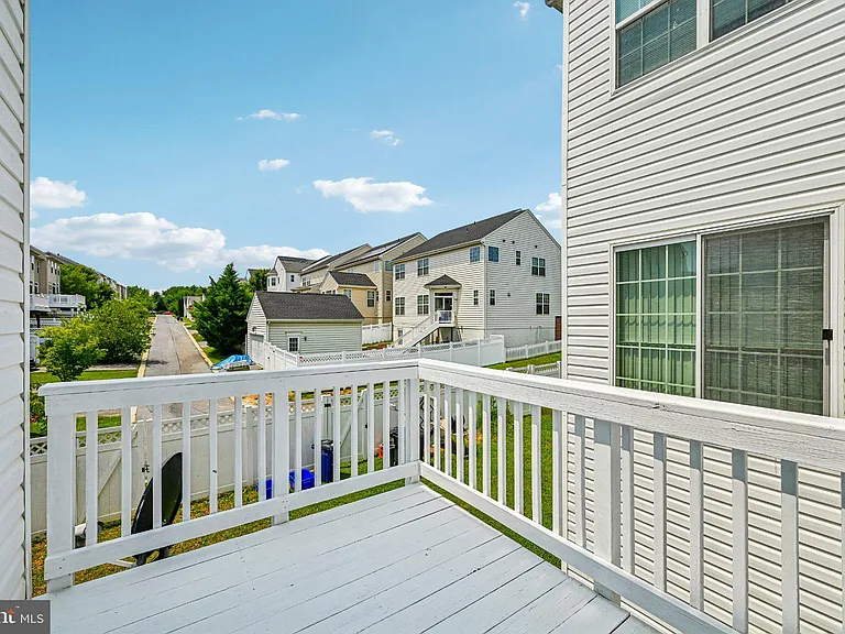23004 Meadow Mist Rd — Photo 50
