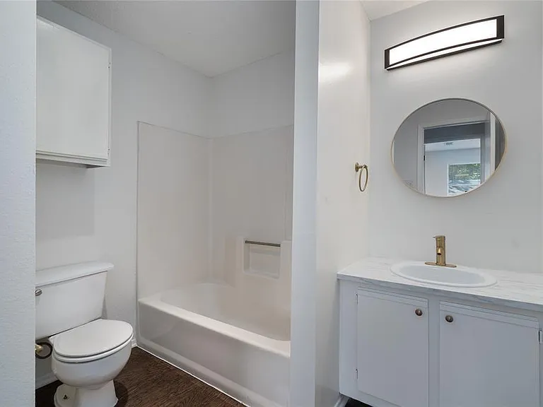 2909 W Slaughter Ln #B — Photo 21