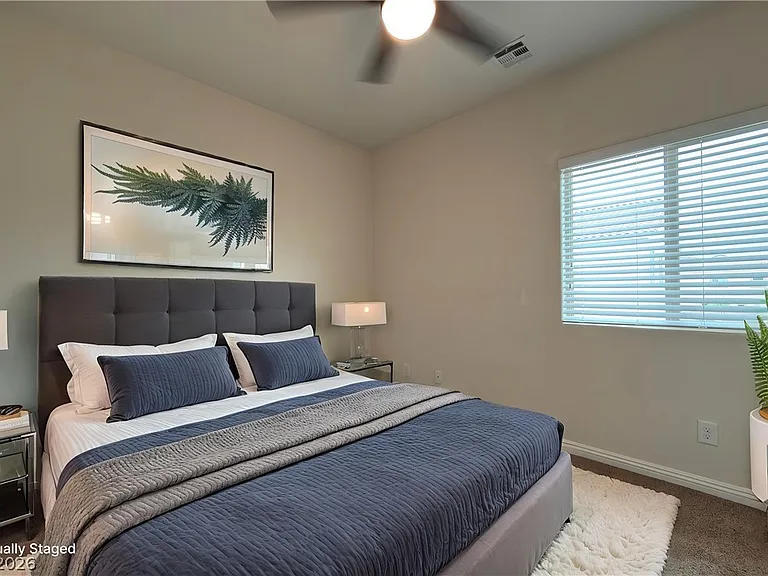 384 Monique Springs St — Photo 8