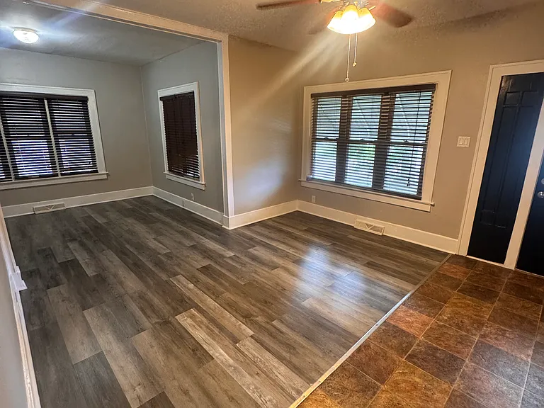 14613 Saint Louis Ave — Photo 3
