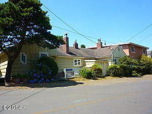 3rd image of 2127 SW Coast Ave