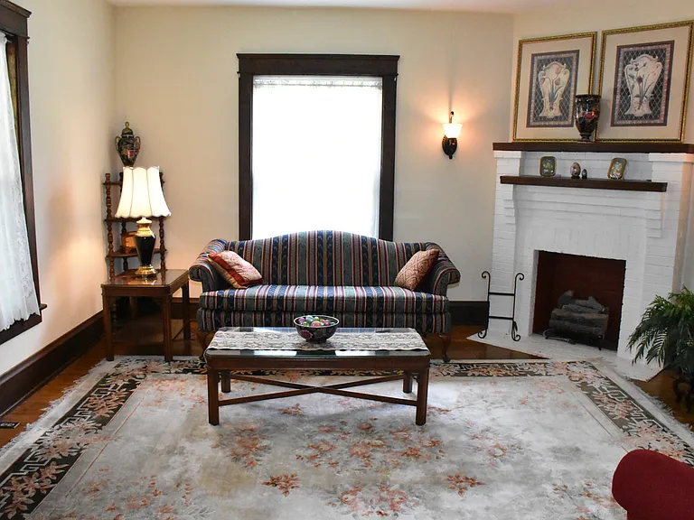 618 Walnut St — Photo 12
