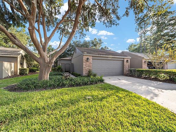 3rd image of 1892 SE Clatter Bridge Rd