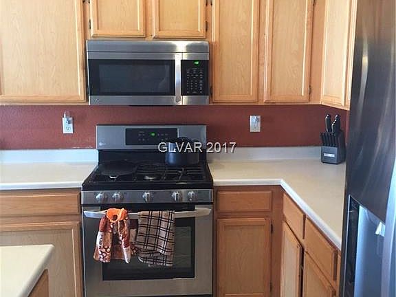 2nd image of 3752 Majesty Palm Dr