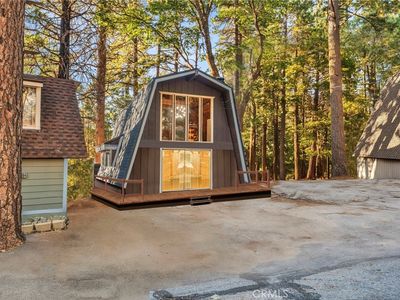 32068 Hunsaker Dr, Running Springs, CA, 92382