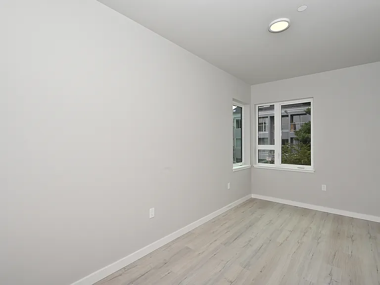 Clara Apartments — Photo 43