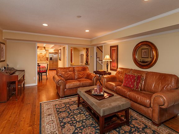 5th image of 2460 Forest Club Dr