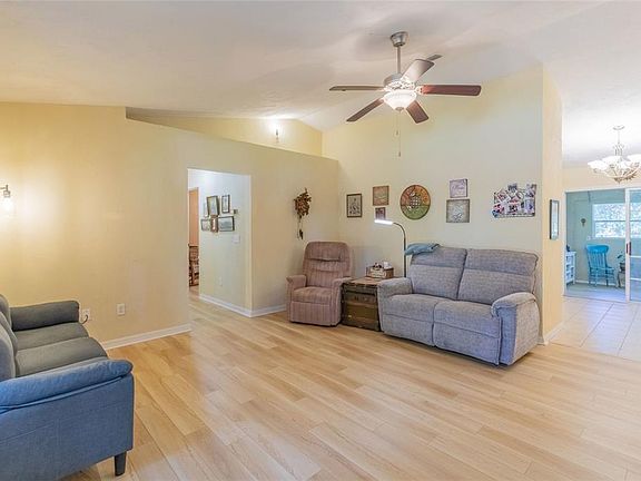 2nd image of 46 Renshaw Dr