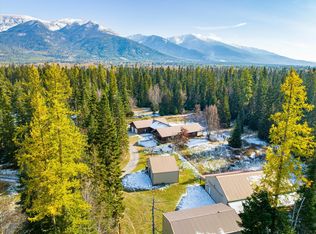 28867 Six Point Dr, Bigfork, MT 59911