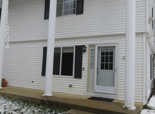 3950 Hunters Ridge Dr APT 3, Lansing, MI 48911