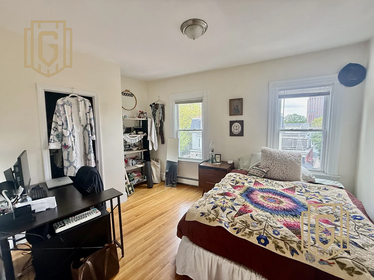 3 bed, 9999 sqft, $3,950 — Photo 1