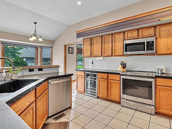 5th image of 7805 W Quail Run Cir