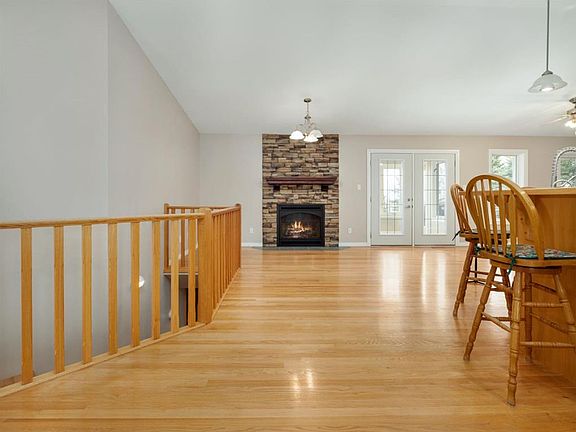 4th image of 101022 N Range Rd #22-4