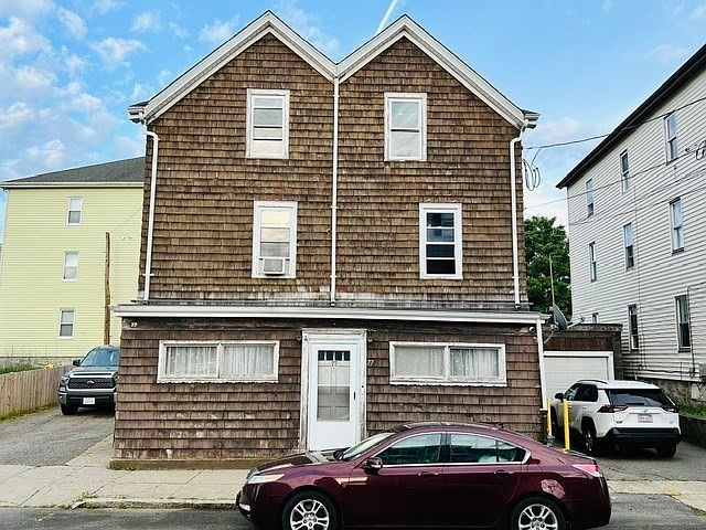 1st image of 77 Fulton St