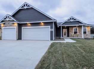 5618 SW 55th St, Topeka, KS 66610