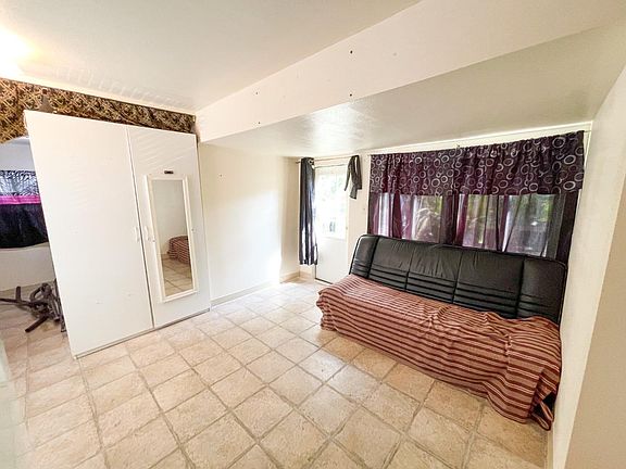 5th image of 540 Bonita Ave #102