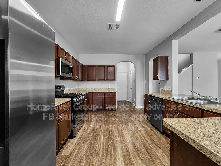 10311 Urban Oak Trl — Photo 7