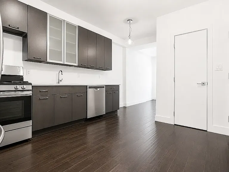 805 Quincy St #6 — Photo 6