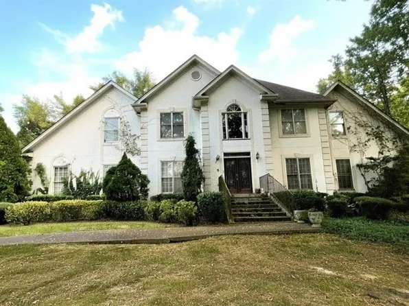 1306 Desoto Falls Ct SW, Atlanta, GA 30311