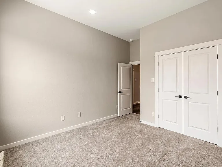 6712 Parker Oaks Ln — Photo 9