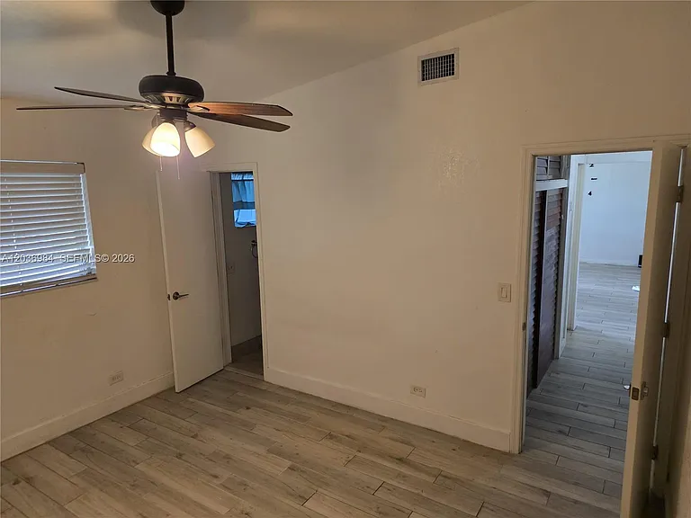 621 SW 64th Way — Photo 9