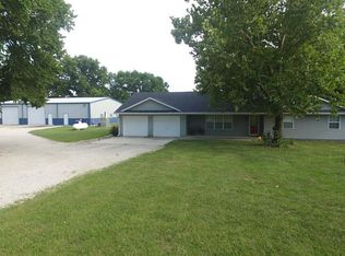 18665 130th Rd, Erie, KS 66733