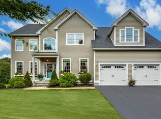 81 Magill Dr, Grafton, MA 01519