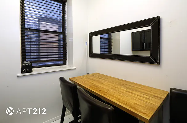 Rented by APT212 INC | media 5