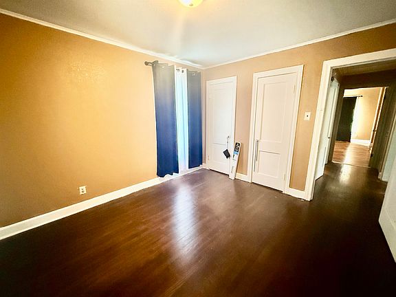 5th image of 1833 11th St