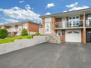 270 Grandravine Dr, Toronto, ON M3N 1J3