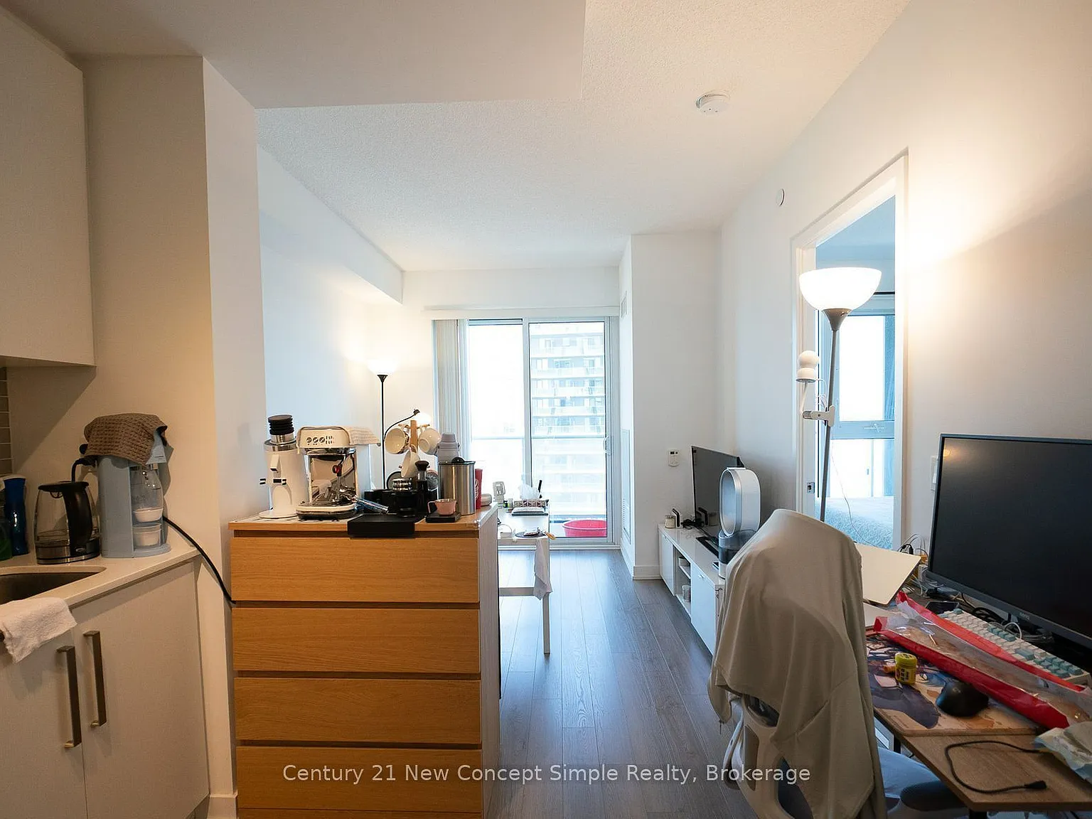 1 bed, $2,300 — Photo 2