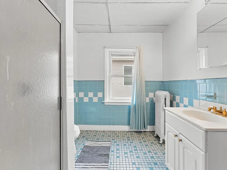 50 Moore St #2R — Photo 5