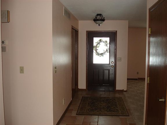 2nd image of 701 N Kocher