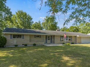 921 Pelham Dr, Fort Wayne, IN