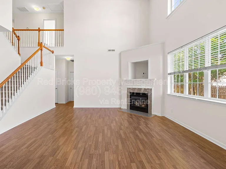 17320 Brightstone Ct — Photo 11