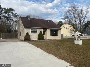 11 Diana Dr, Sicklerville, NJ 08081