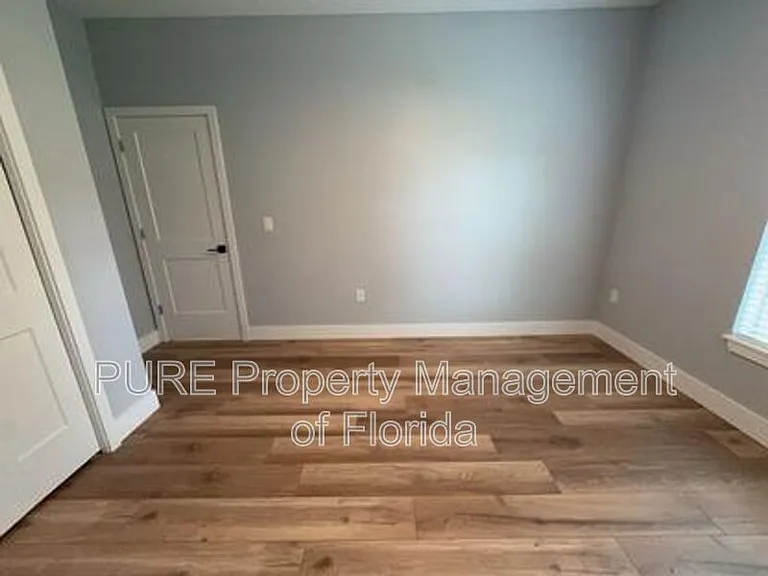6001 SE 4th Pl — Photo 40