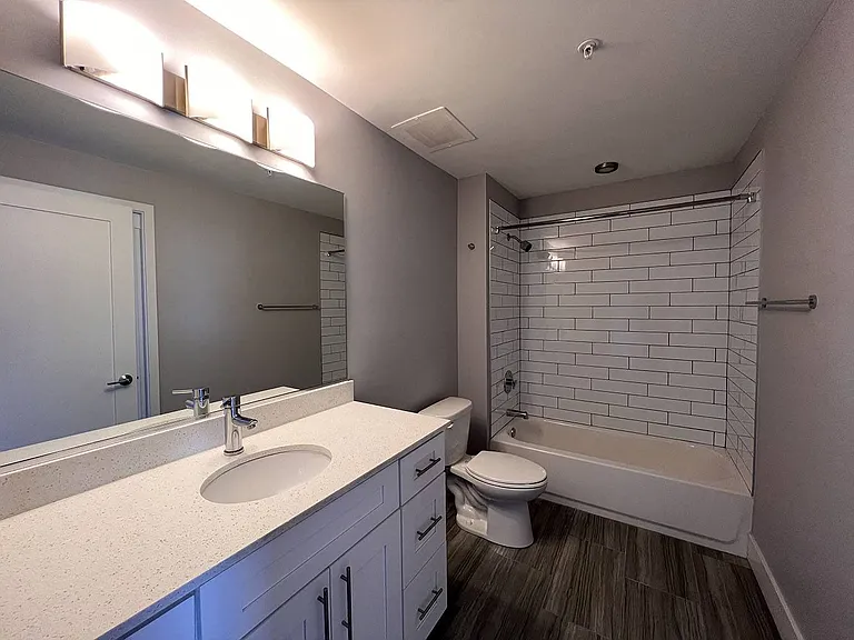 HIGHPOINT Barrington — Photo 184