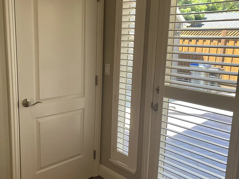 1078 Byerley Ave — Photo 22