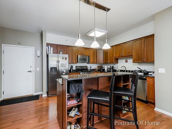 4th image of 435 W Wood St Unit 411