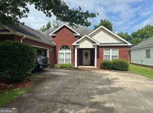 132 Amber Dr, Byron, GA 31008