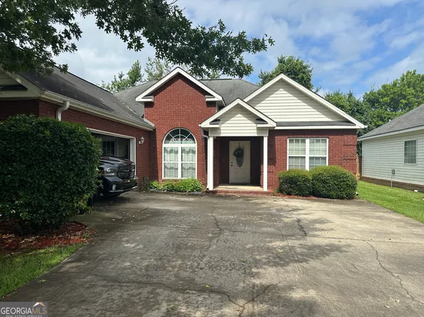 132 Amber Dr, Byron, GA 31008